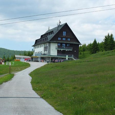 Horsky Hotel Friesovy Boudy Strážné Exterior foto